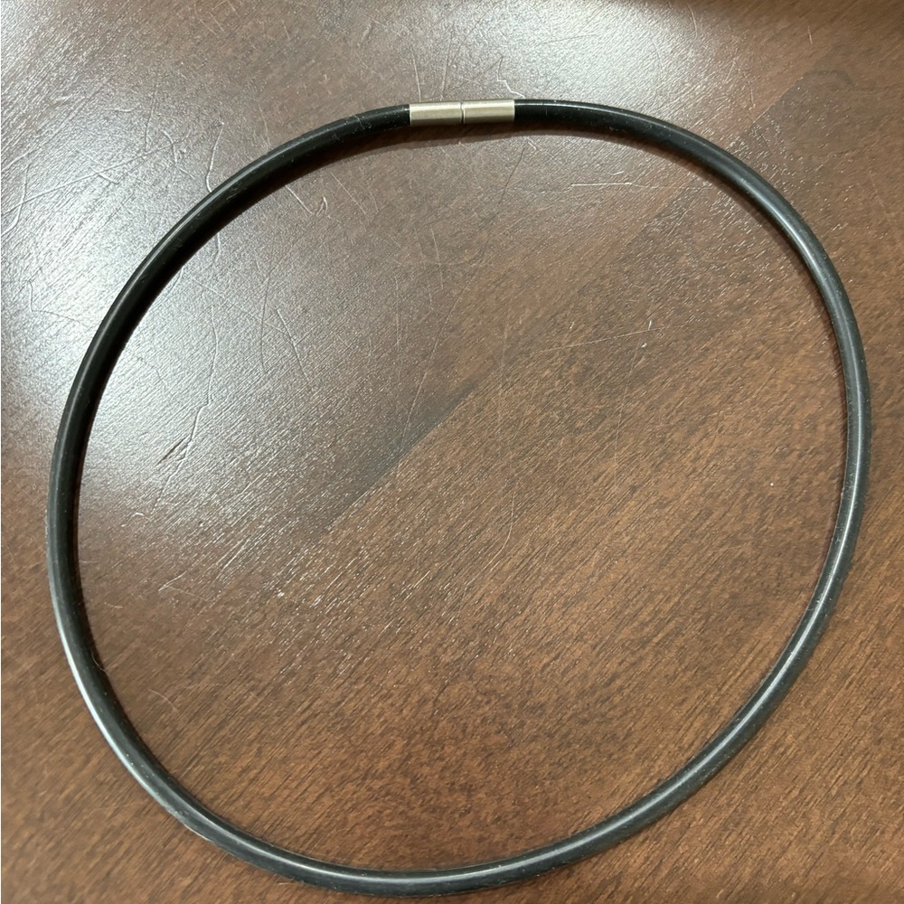 Men’s 20inch black rubber necklace